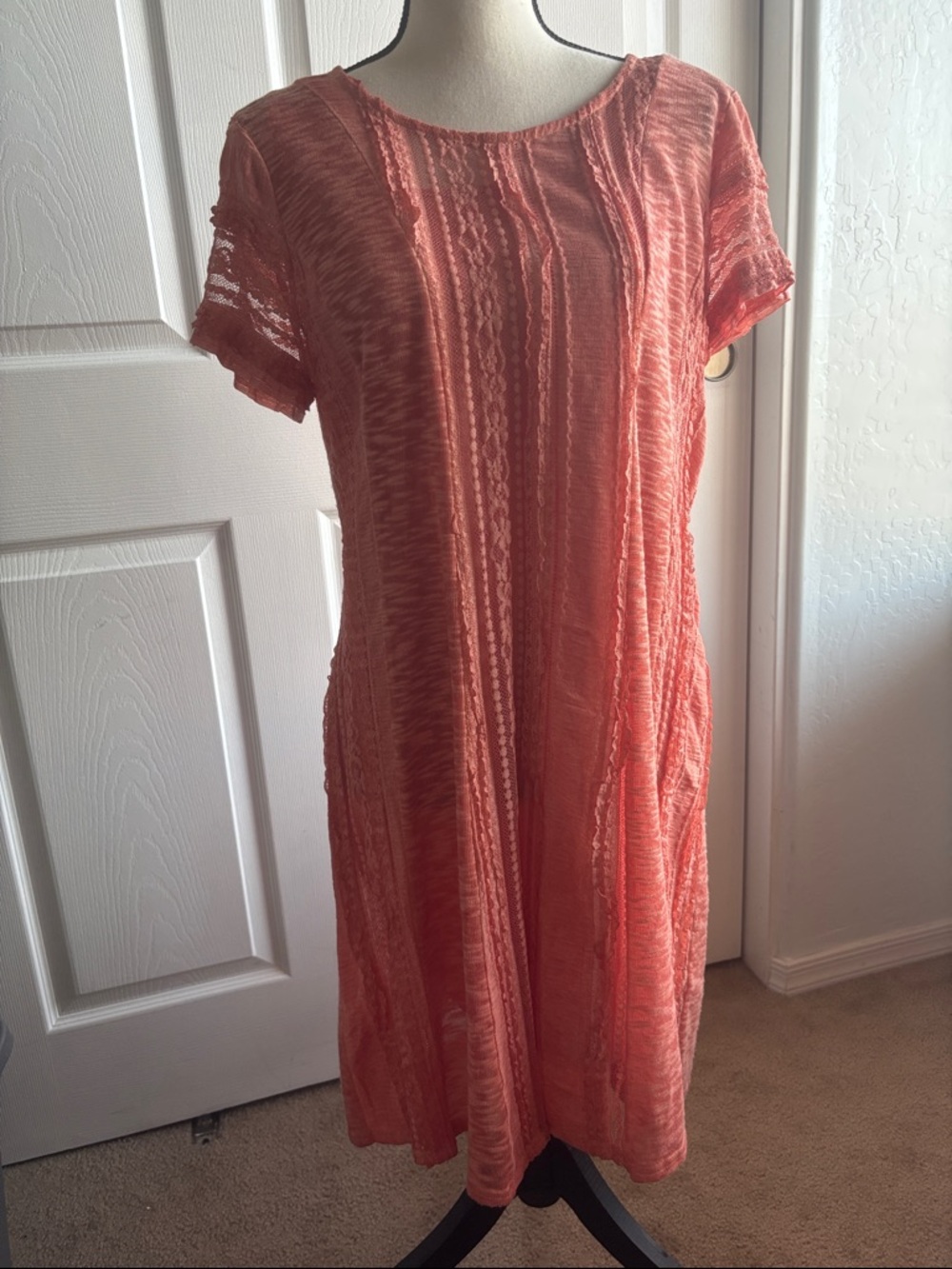 NEW✨Melissa Paige Petite Lace Short Sleeve Dress Peach Bud